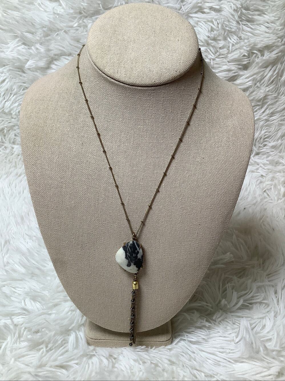 LOFT Gold-Tone Long Chain Tassel Marble Stone Pendant Necklace C32-15